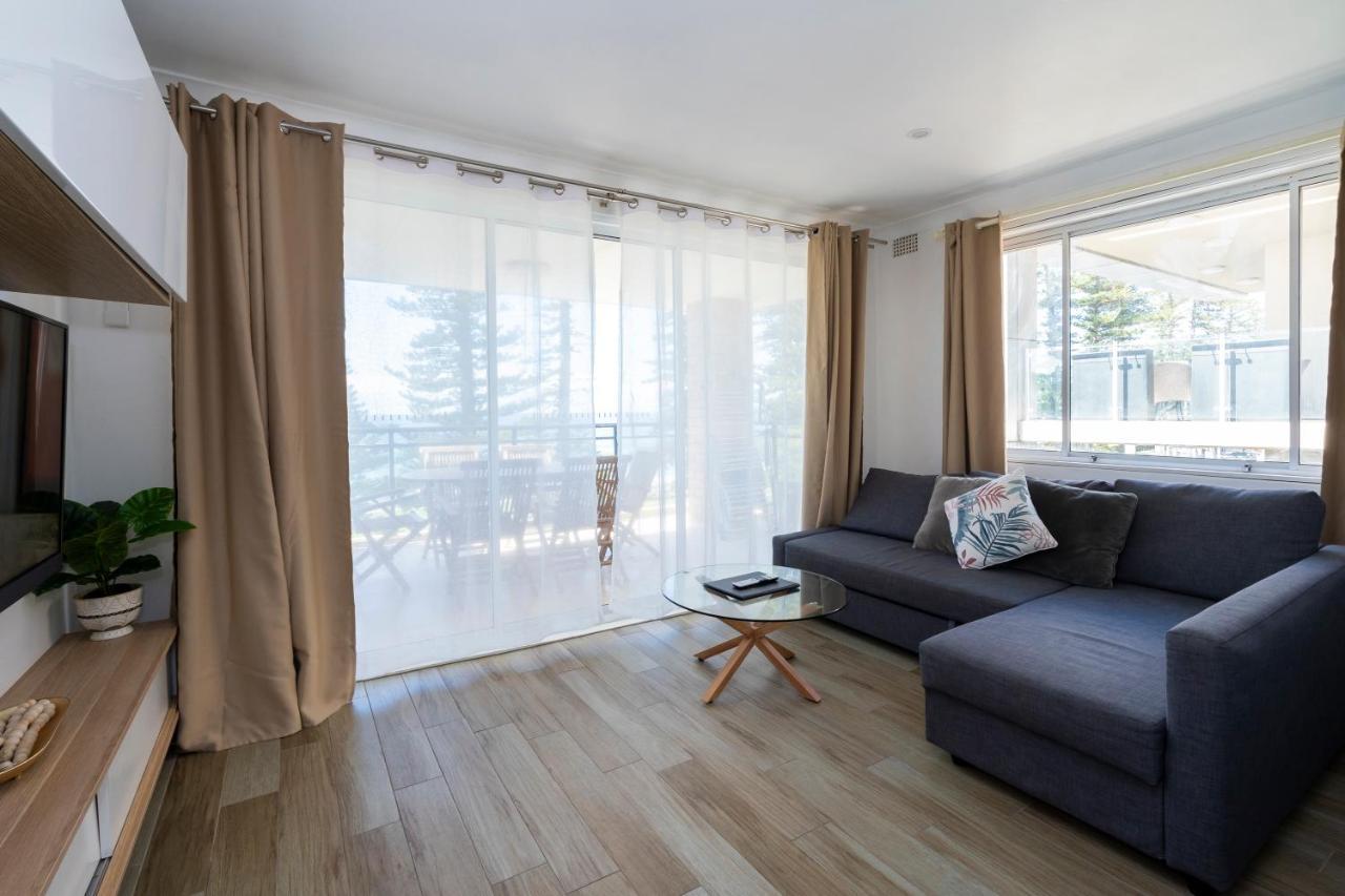 Manly Beachfront Apartment エクステリア 写真